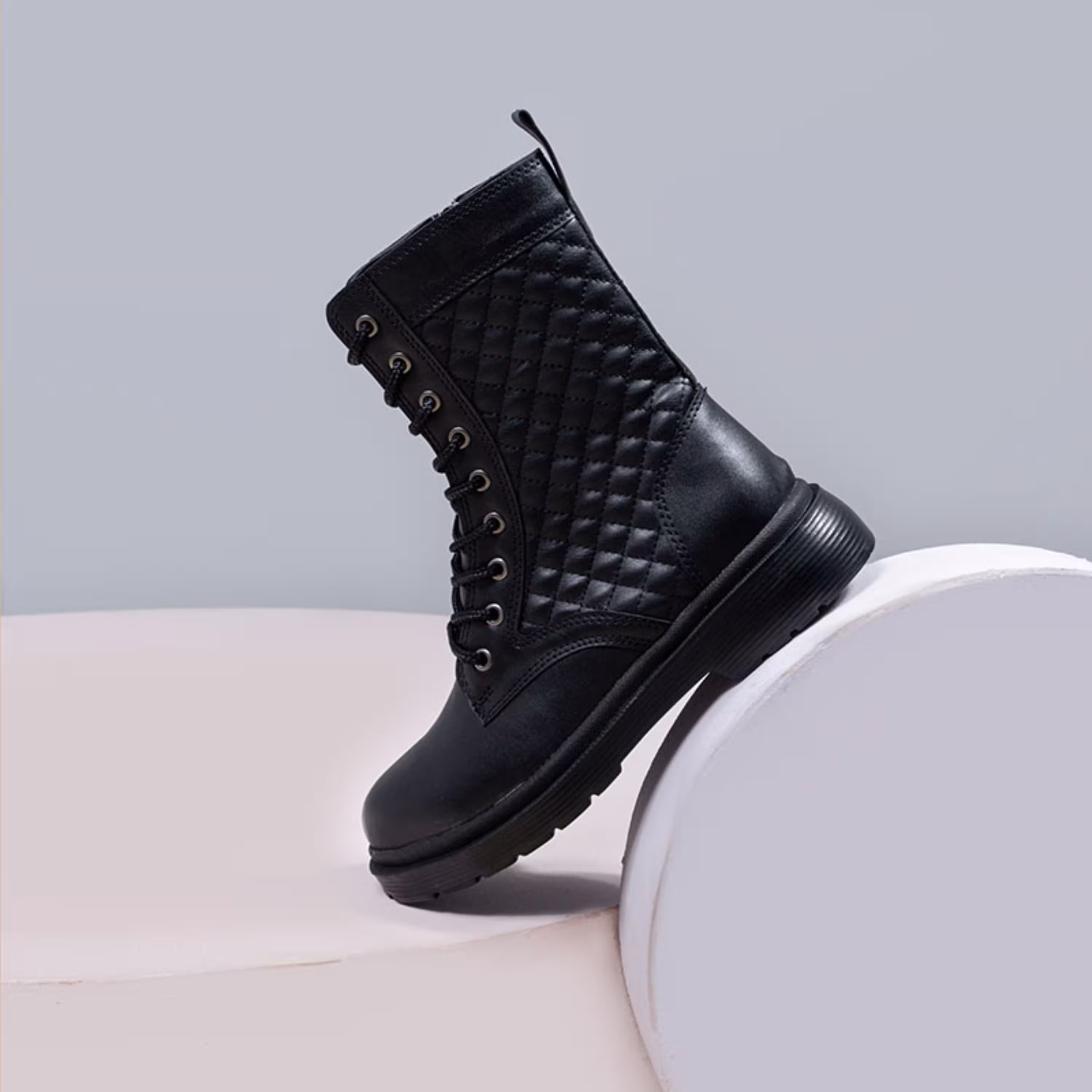 بوت زنانه کد 0003