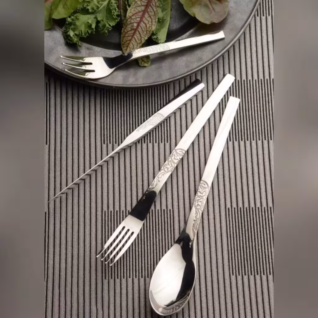 سرویس قاشق چنگال 30 نفره بارونیا مدل 388s