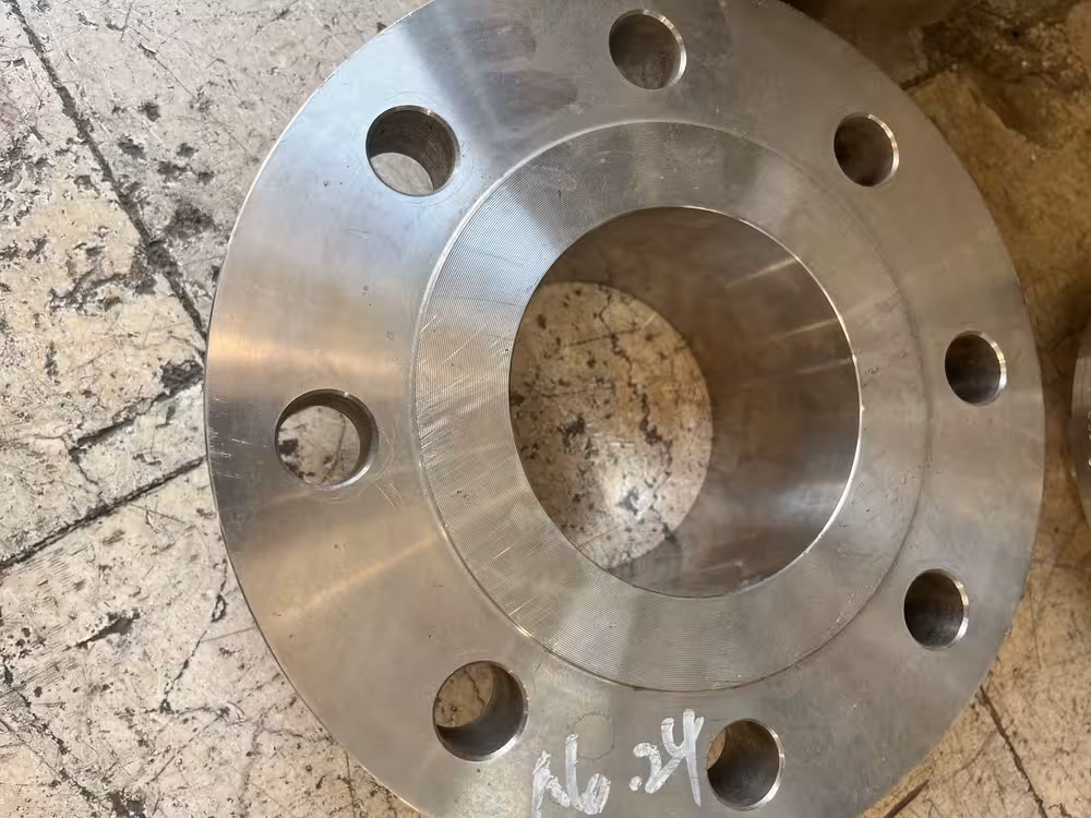 فلنج گلودار 4 اینچ استنلس استیل ریس فیس رده 10 کلاس 300  B16.5 از جنس  A SA182/F316