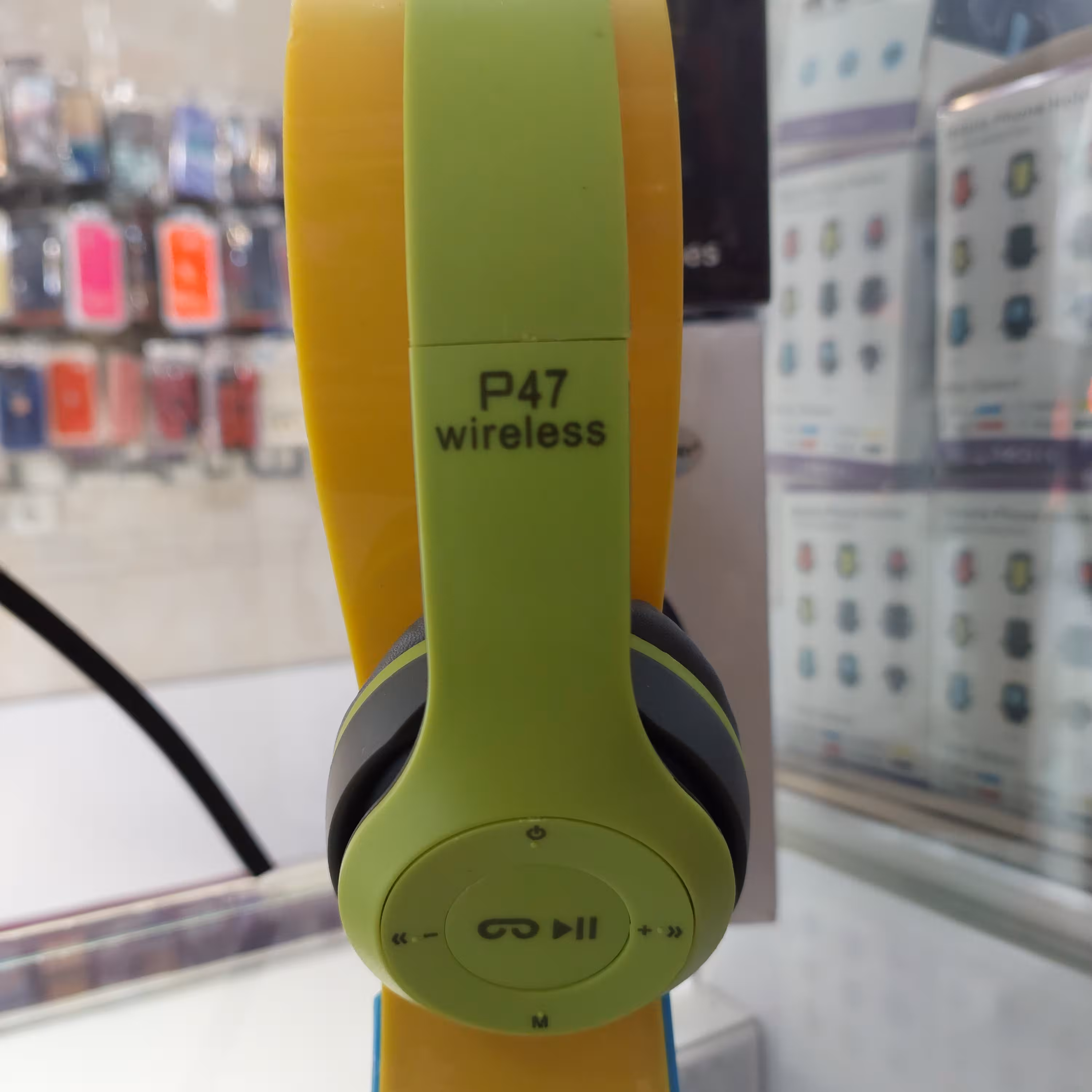 هدفون p47