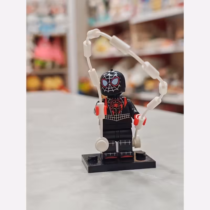 لگو مردعنکبوتی مشکی قرمز با تار وارداتی