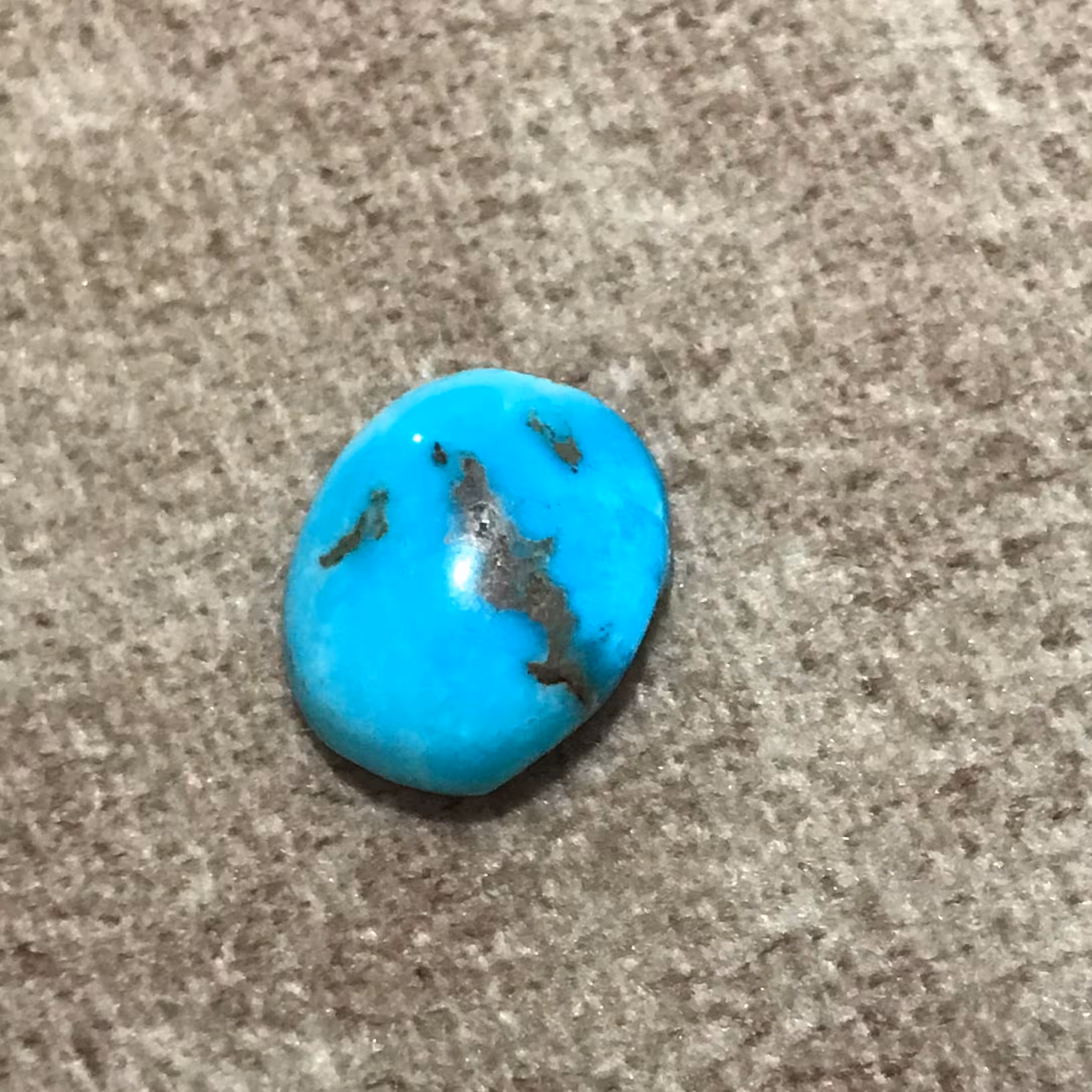 نگین فیروزه ی آبی با رنگ مرغوب 