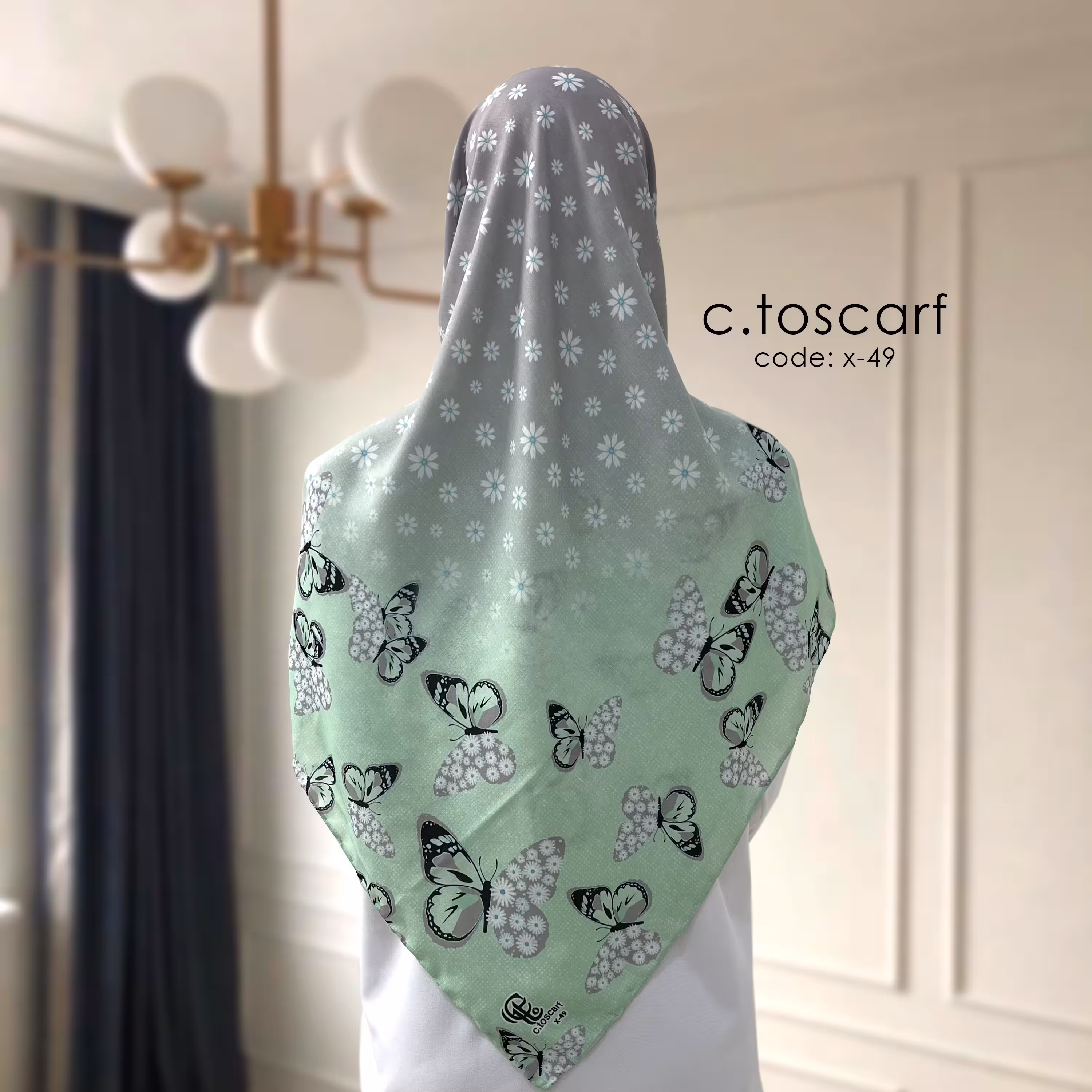 روسری نخ کاستوم طرح بابونه و پروانه ترکیبی