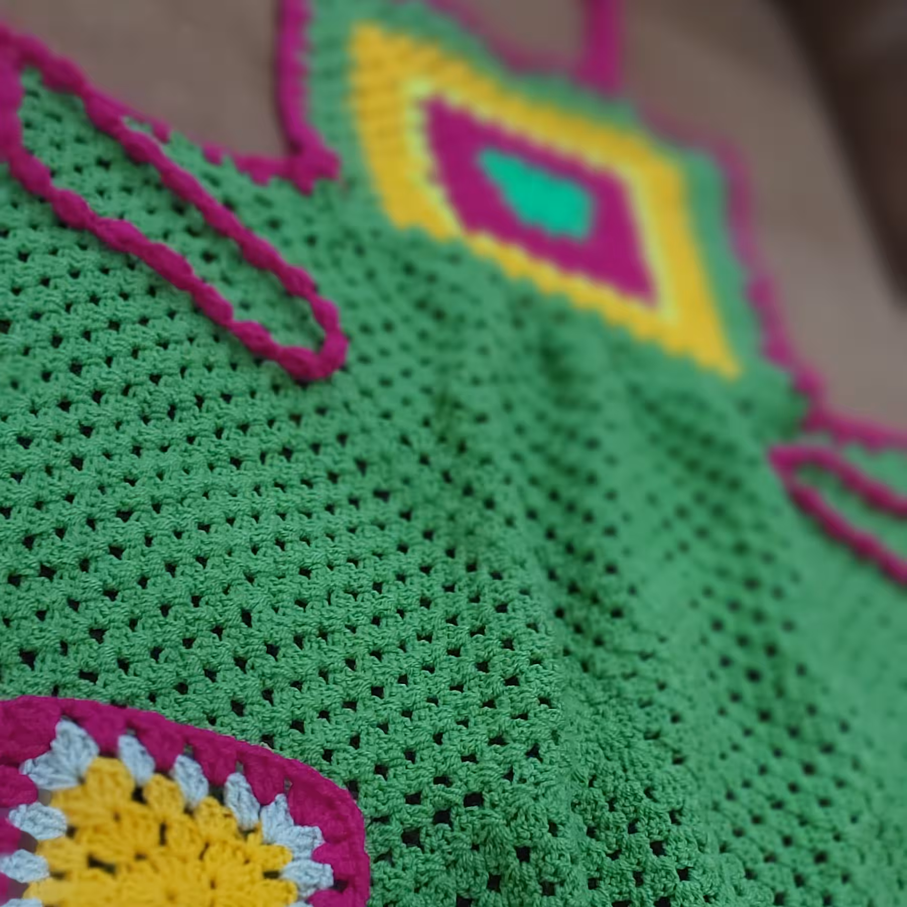 پیش بند بافتنی