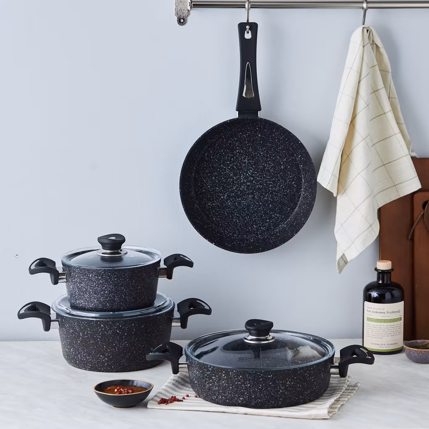 ست ماهیتابه درب دار 7 تکه کاراجا رنگ مشکی کد 502000142