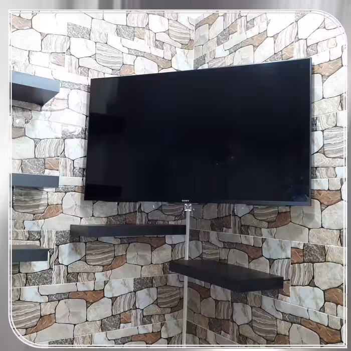 پایه دیواری تلویزیون مدل سرافراز براکت W3 مناسب برای تلویزیون های 40 تا 65 اینچ