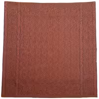 رومیزی مربع ترمه ابریشم کد TRM213 نفیس رنگ مشکی آستر زرشکی