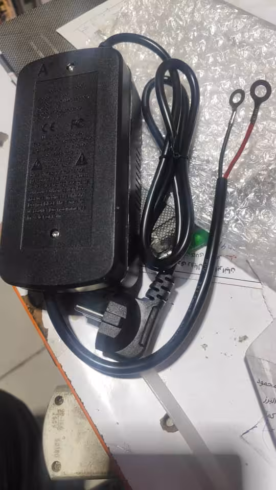 اداپتور 12 ولت 8 امپر