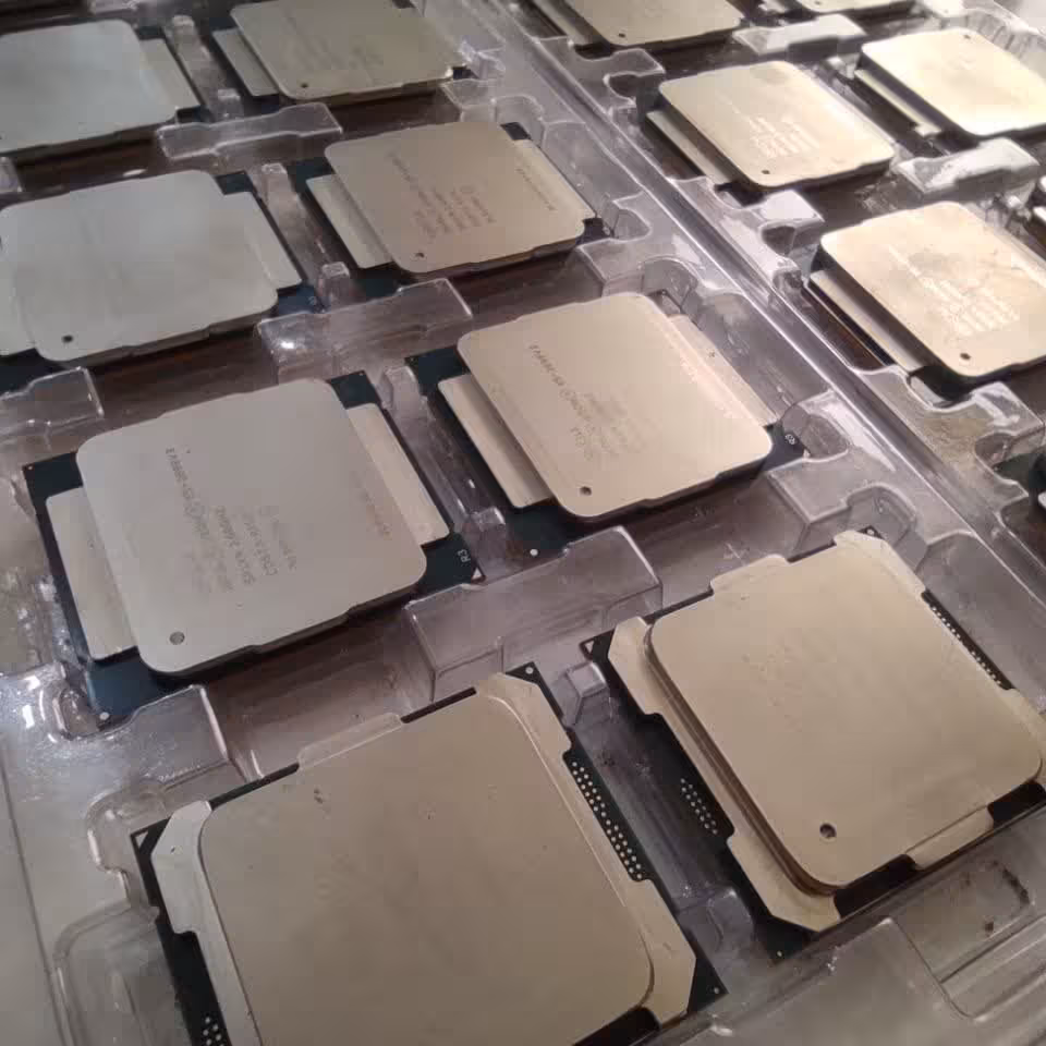 CPU XEON 2650 v3 پردازنده زئون سروری