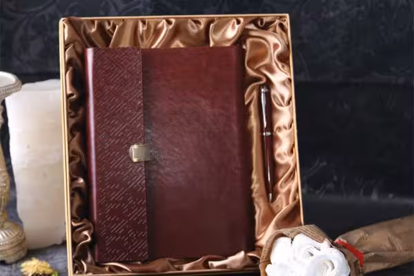 ست 2 تکه چرمی کد 209