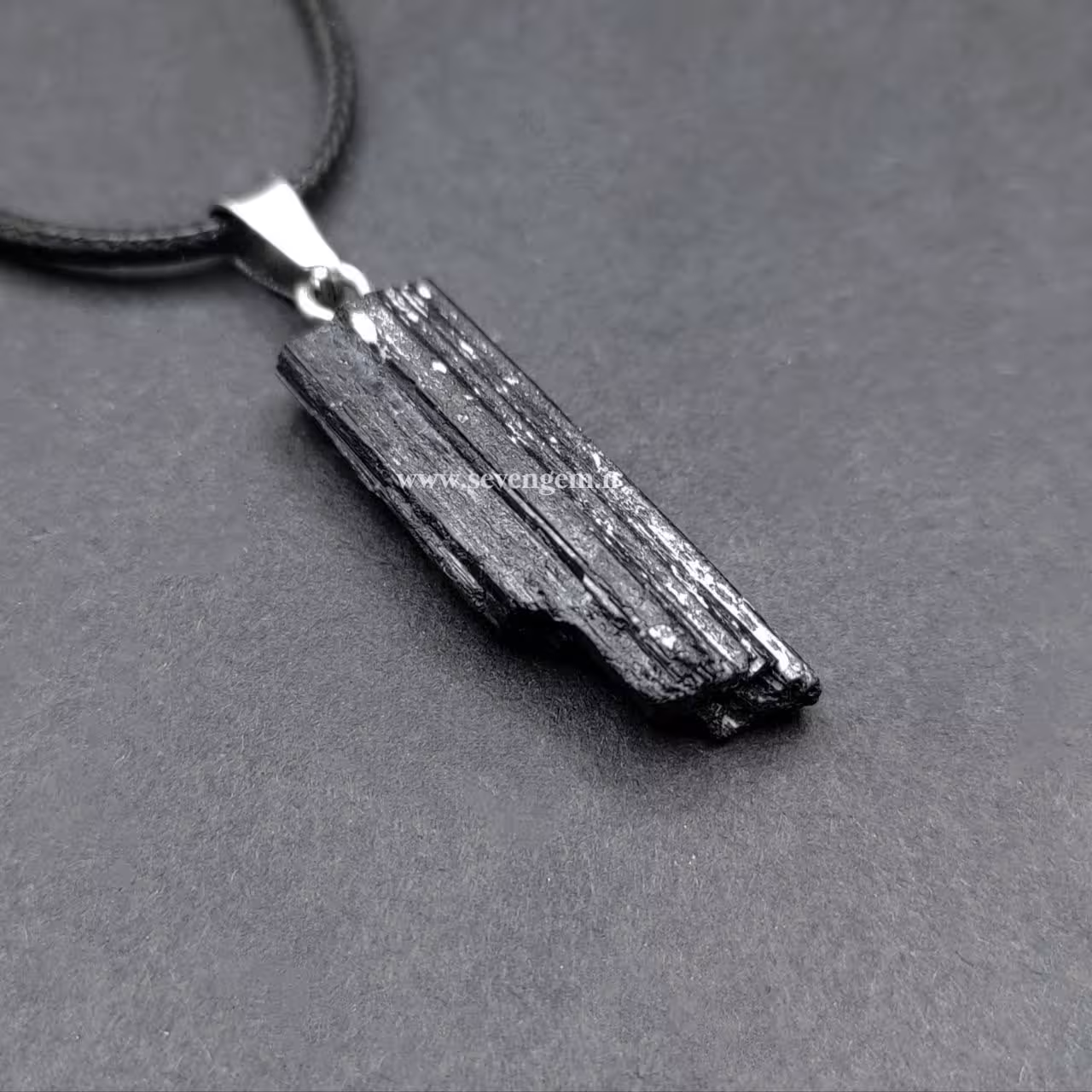 گردنبند بلور تورمالین سیاه (کدA945)