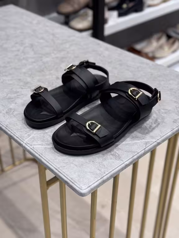 صندل زنانه طبی کد ss190 رنگ مشکی سایز 40