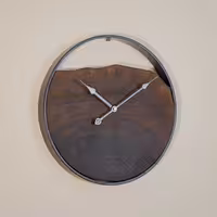 ساعت دیواری چوبی روستیک نوین کلاک – 40 سانتی‌متر