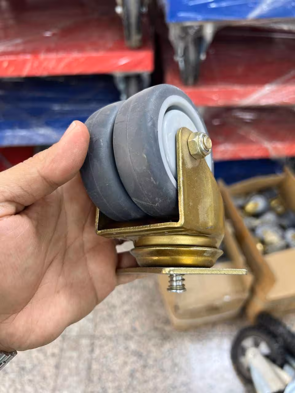 چرخ دوقلو فنردار ترکیه ای در تمامی سایز ها ( برای استعلام قیمت عمده تماس بگیرید، قیمت درج شده شروع قیمت میباشد)