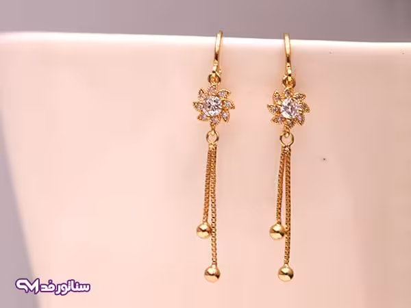 گوشواره طلایی نگین دار G5132