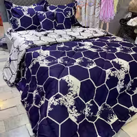 روتختی دونفره نخ میکروبراش الیاف 350گرمی طرح هندسی 5ضلعی سورمه ای سفید رادمهرجدید