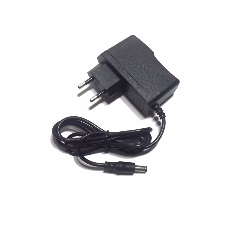 آداپتور دیواری 5 ولت 1 آمپر  5V/1A فیش استاندارد با ابعاد 5.5 در 2.1 میلی متر