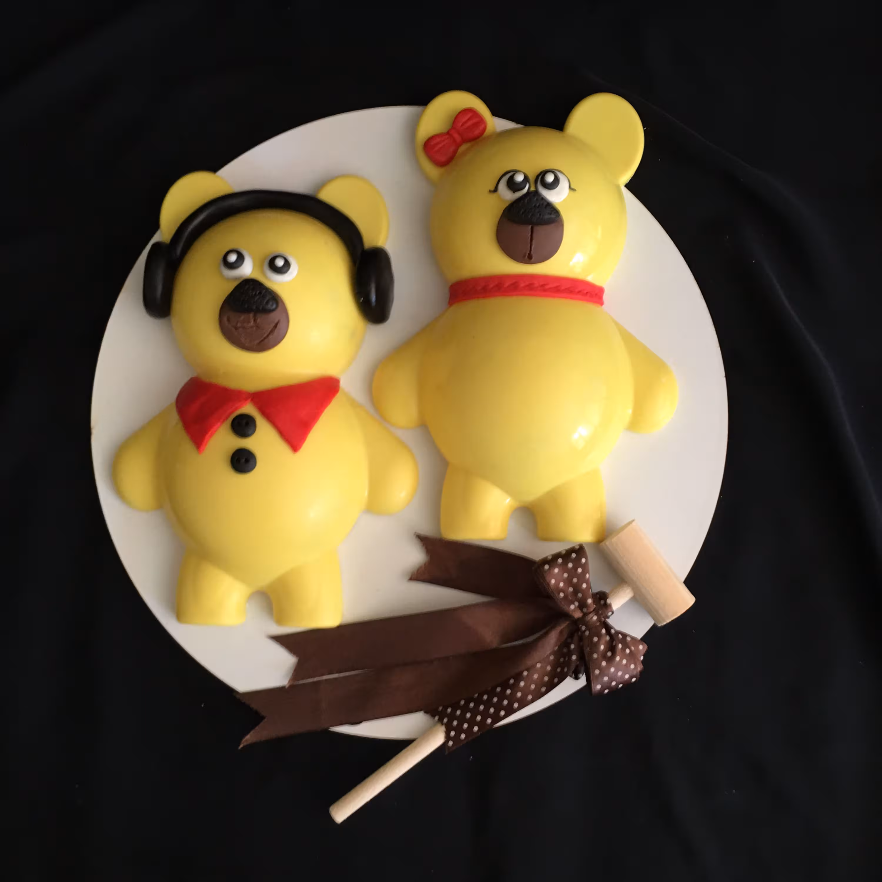 خرس شکلاتی سورپرایز دوقلو، یکطرفه باز، با چکش