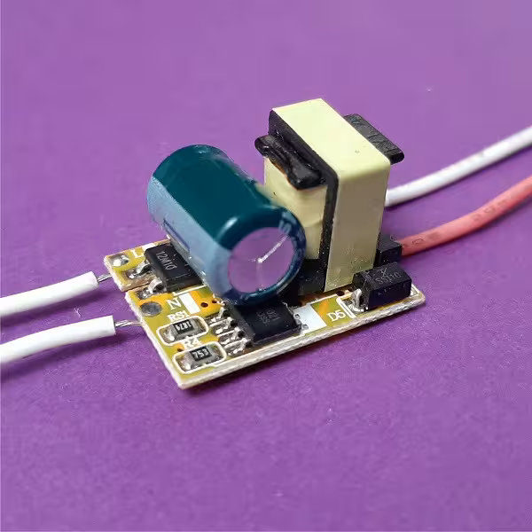 درایور ال ای دی مدل 1-3 وات کد 01 بسته 10 عددی