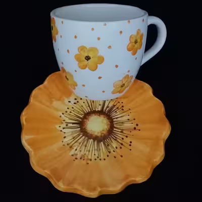  ست فنجان و نعلبکی سرامیکی هیوا طرح آفتاب گردان کمر باریک کد 10882035