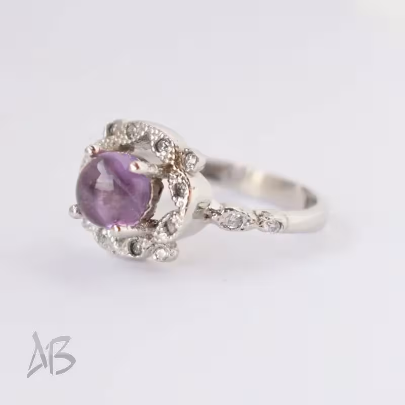 انگشتر نقره زنانه آمتیست (آماتیست) اصل و معدنی تراش کابوشن آقابزرگ Am07