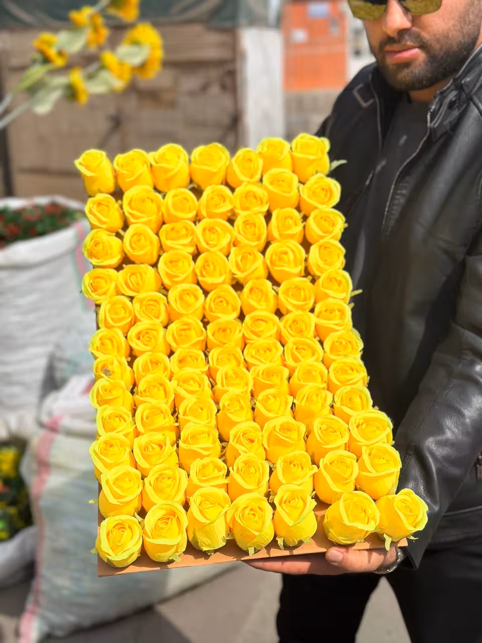 سرگل رز بدون ساقه مصنوعی زرد وارداتی 10عددی