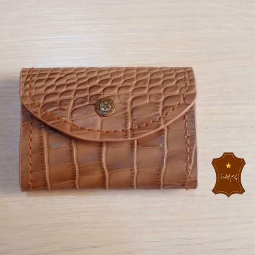 جاکارتی چرم