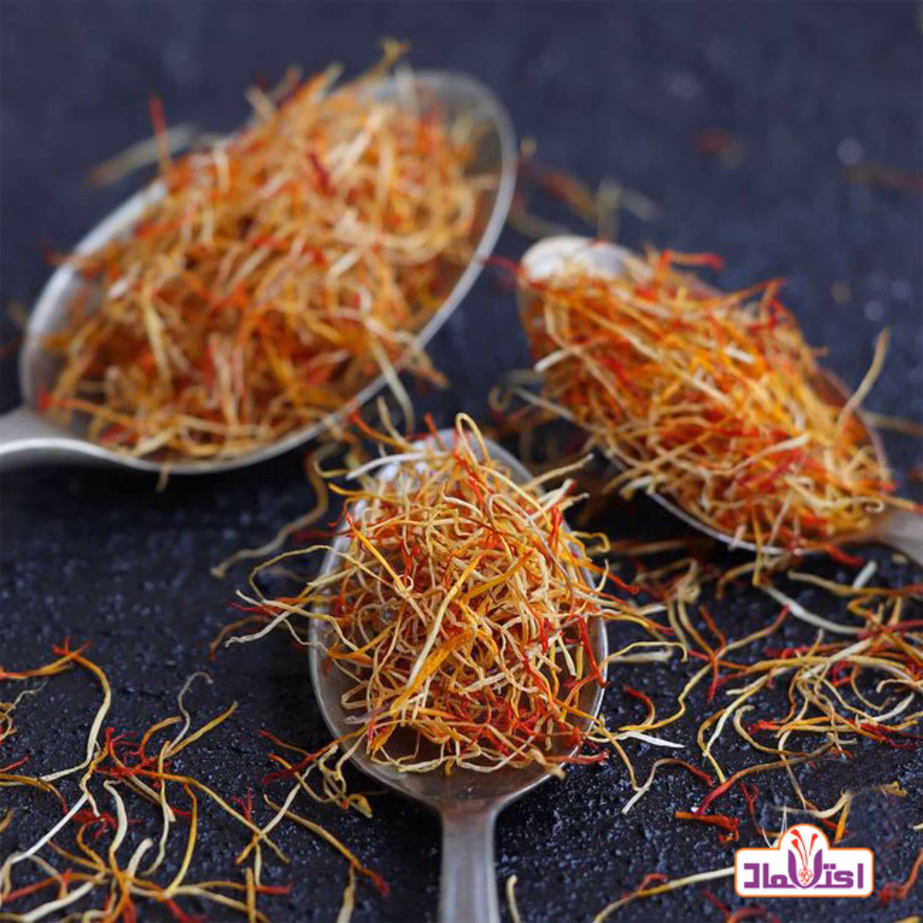 ریشه زعفران اصل یک مثقالی اعتماد عیاربالا و  معطر (بسته بندی پاکت) | amazonchi