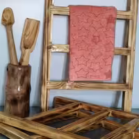 نردبان چوبی 