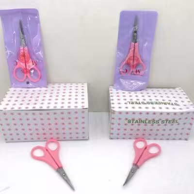 قیچی دسته صورتی ژانومه (M C)