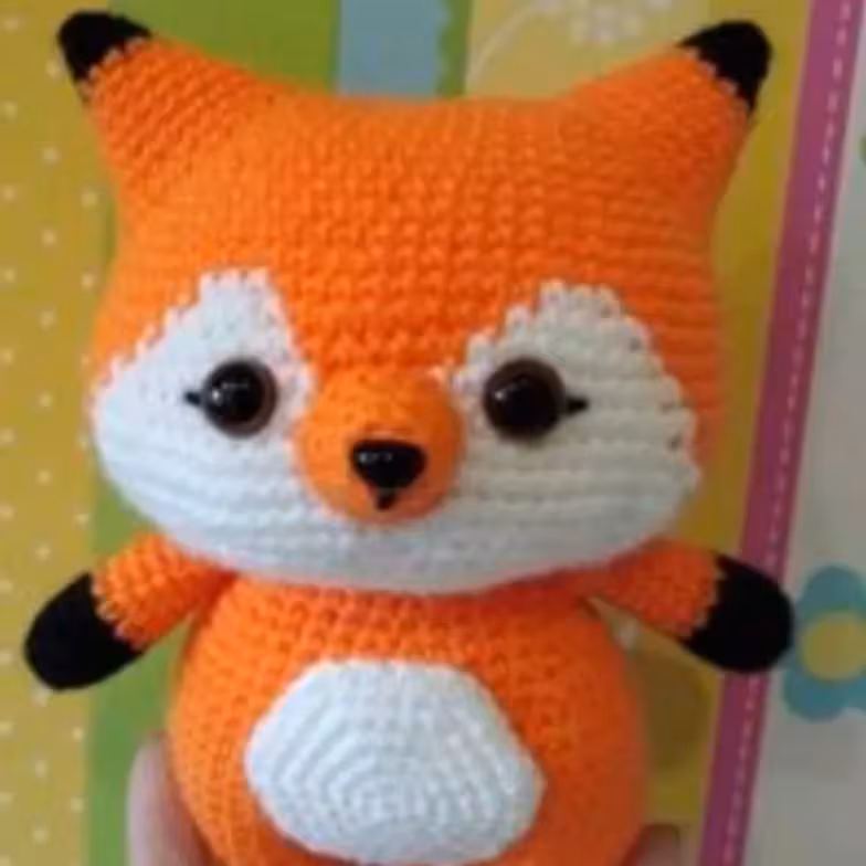 عروسک بافتنی دستبافت روباه کوچولو عروسک دست بافت عروسک روباه