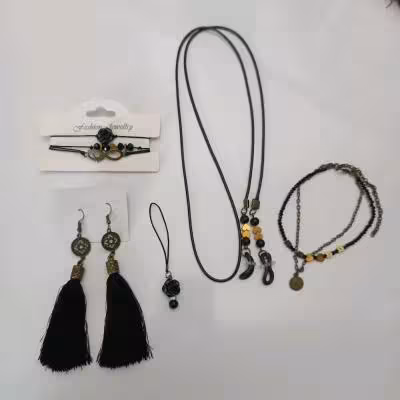 پک هدیه بدلیجات دخترانه و زنانه رنگ مشکی