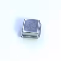 کریستال اسیلاتور  16.384MHZ پایه دار مربعی، بسته بندی DIP8