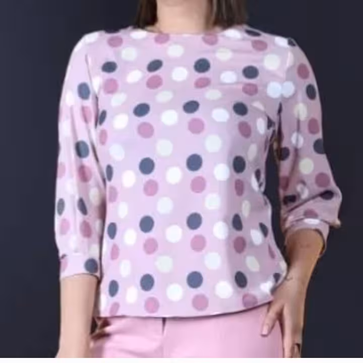 بلوزمجلسی دخترانه و زنانه صورتی یقه گرد آستین سه ربع کرپ جسیکا توپ توپی