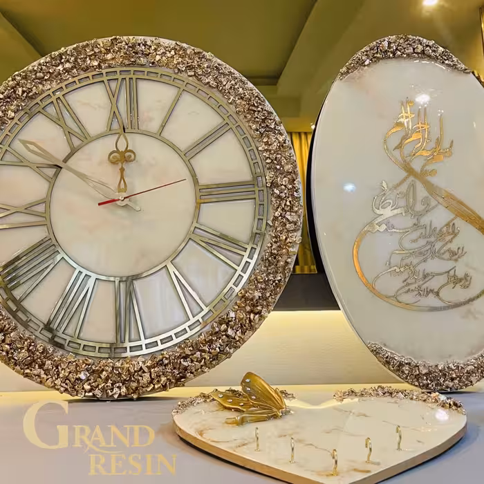 ساعت دیواری و تابلو و جاکلیدی