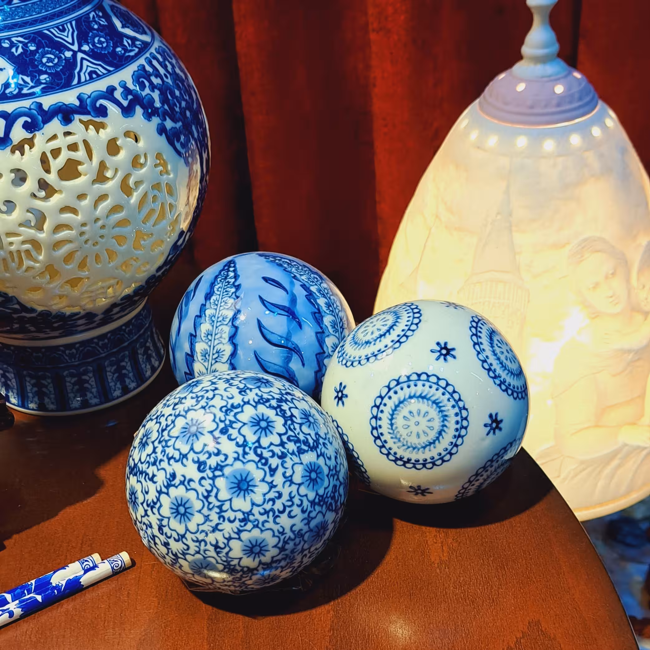 گوی چینی قلم ابی گوی مدیتیشن گوی ارامش گوی سنگی توپ چینی گوی قلم آبی گوی کریستال چینی گوی عکاسی گوی دکوری