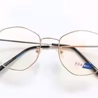 عینک طبی مردانه عینک چند ضلعی