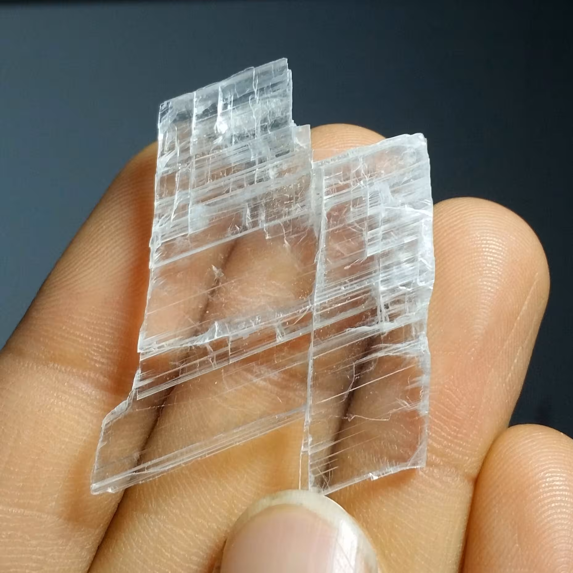 اسلایس سنگ راف ژیپس پلکانی شفاف خاص
 100 در 100 طبیعی شاهکار خلقت
کد 11426