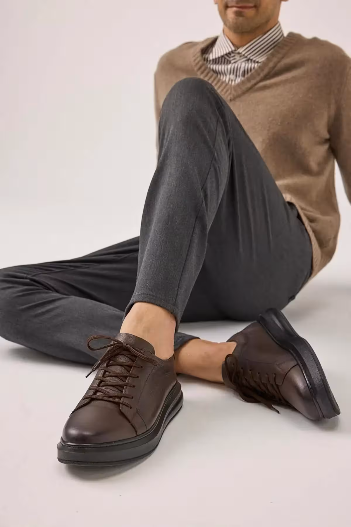 کفش راحتی مردانه قهوه ای چرم اصل – 1867