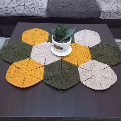  رومیزی بافتنی طرح شش ضلعی بوهو کد 72