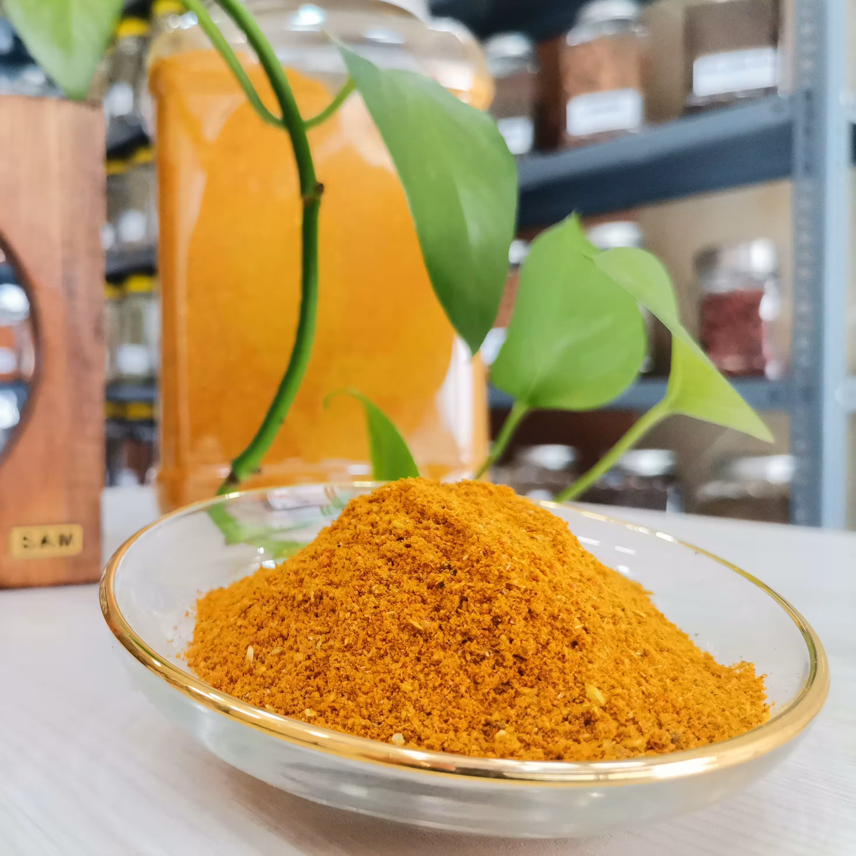 ادویه بندری درجه یک خانه ادویه در بسته بندی های 100 گرمی