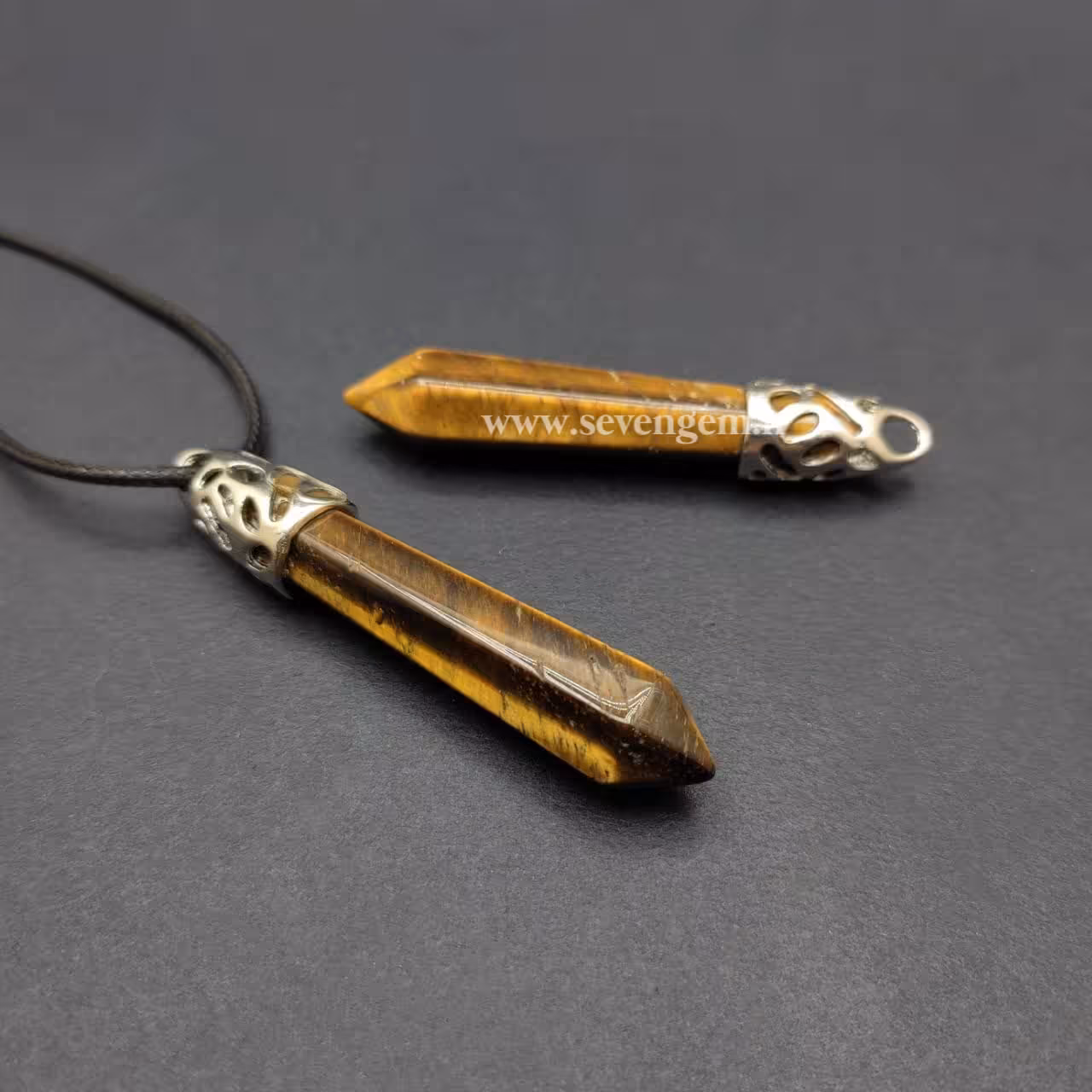 گردنبند چشم ببر منشوری (کد141)