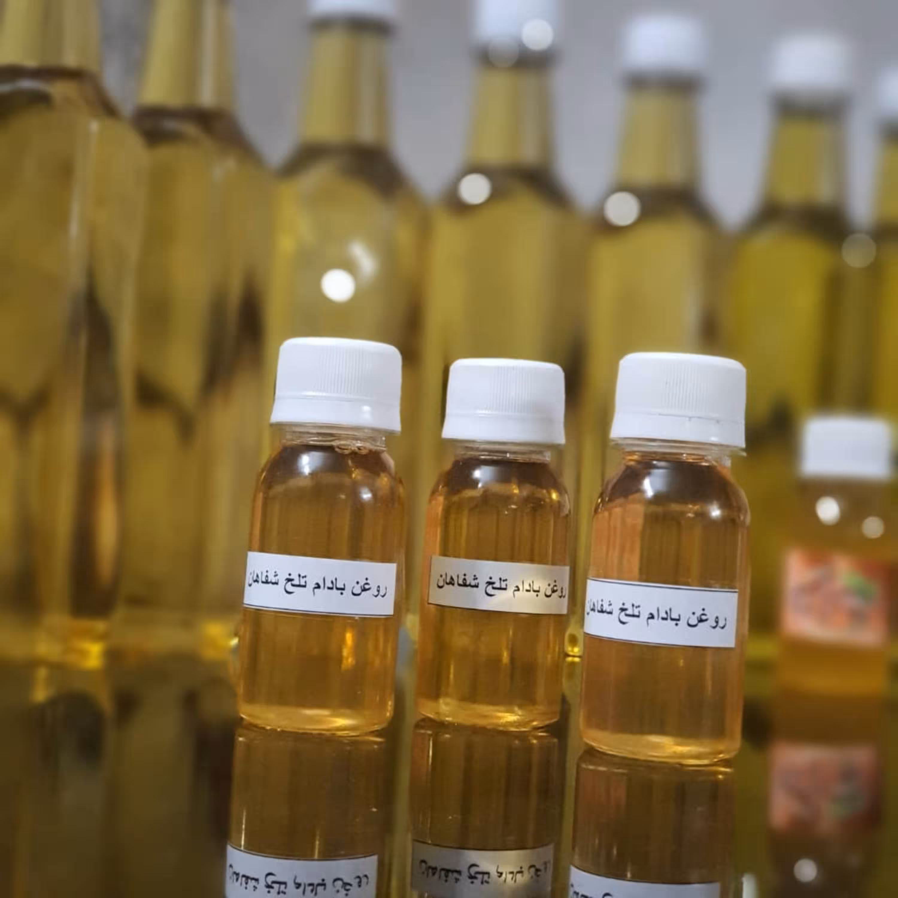 روغن بادام تلخ گیاهی ودرمانی (60سی سی ) خالص وغلیظ