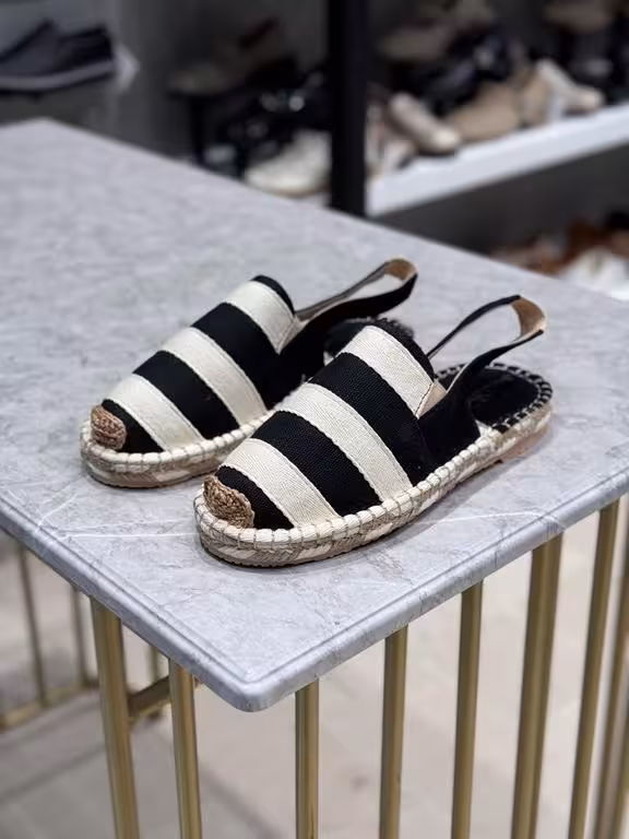صندل زنانه طبی کد ss197 رنگ مشکی سایز 40