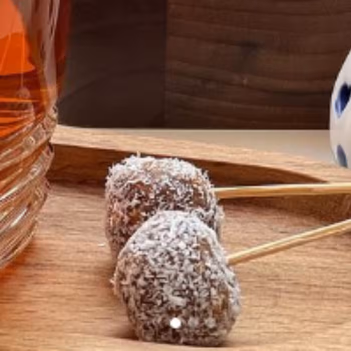 توپک خرما مقوی (خرمای فرآوری شده)