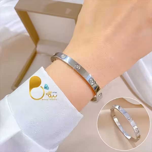 دستبند کارتیر لاو با حکاکی برند اصلی کارتیر