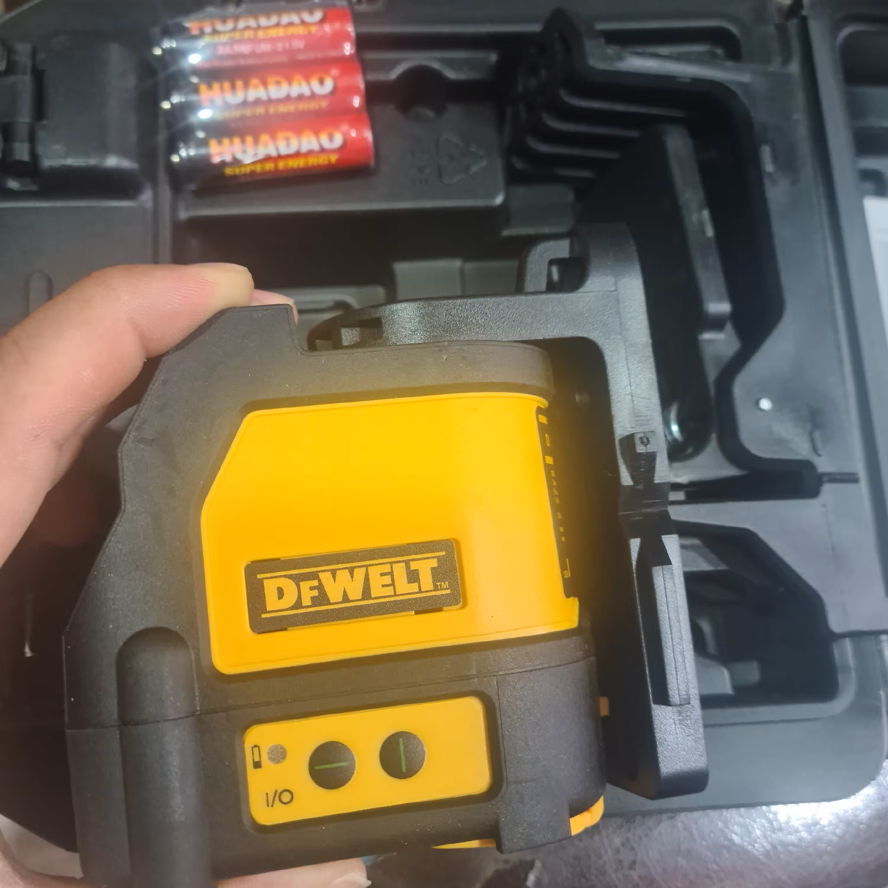 تراز لیزری DFWELT تیپ 2 نور سبز  طرح اصلی