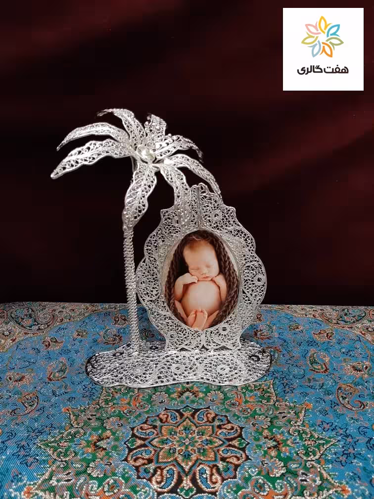 قاب عکس نخل بیضی ملیله کد 10747