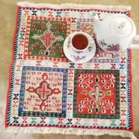 ورنی تمام پشم دستبافت  قره داغ آذربایجان طرح خشتی (50در50)