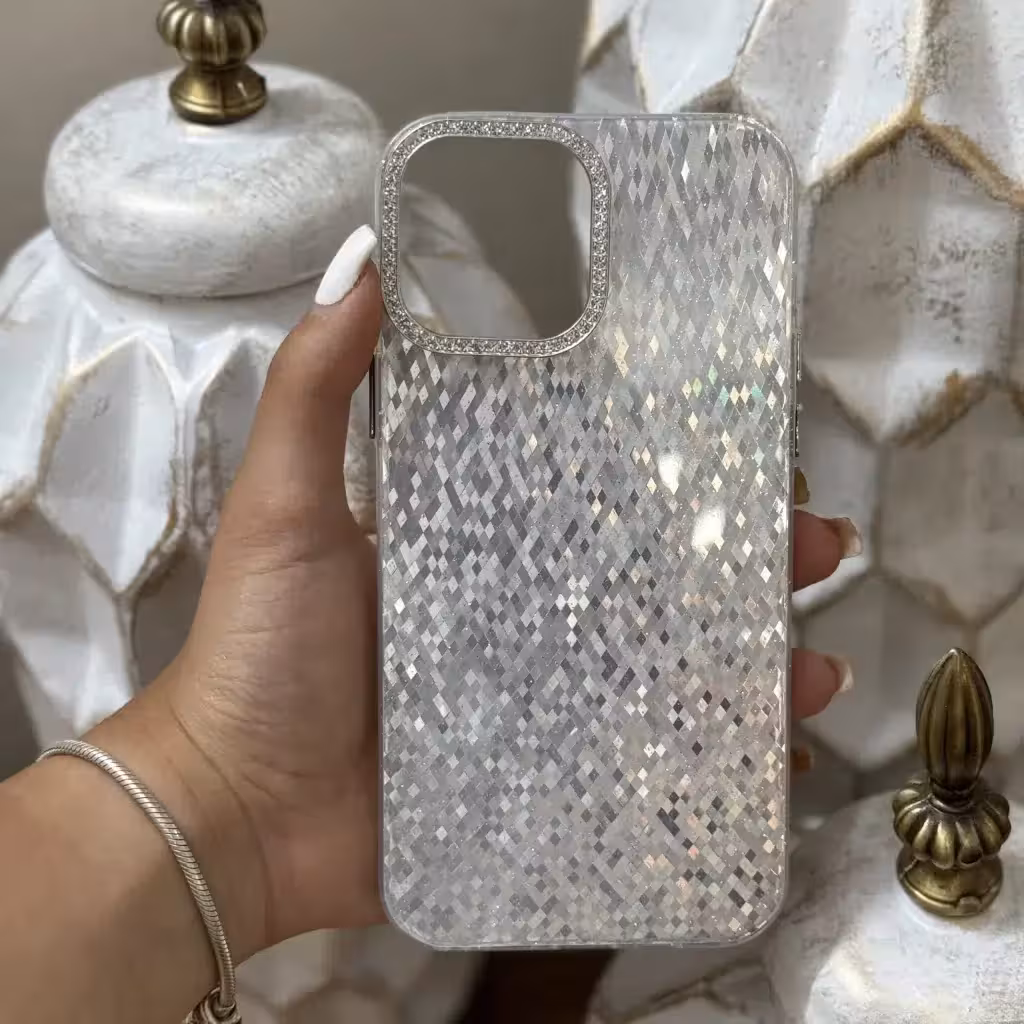 قاب شاین دور لنز نگین دار مناسب آیفون Iphone 15 PRO نقره ای